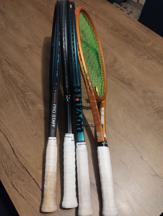 vând rachete Wilson RF Pro 01/ Prostaff/ Blade