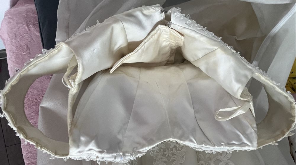 Vand rochie de mireasa! Stare buna!