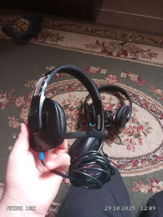 Проводные наушники