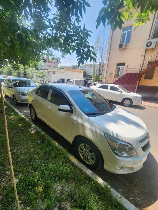 Chevrolet Cobalt 2022 — 4