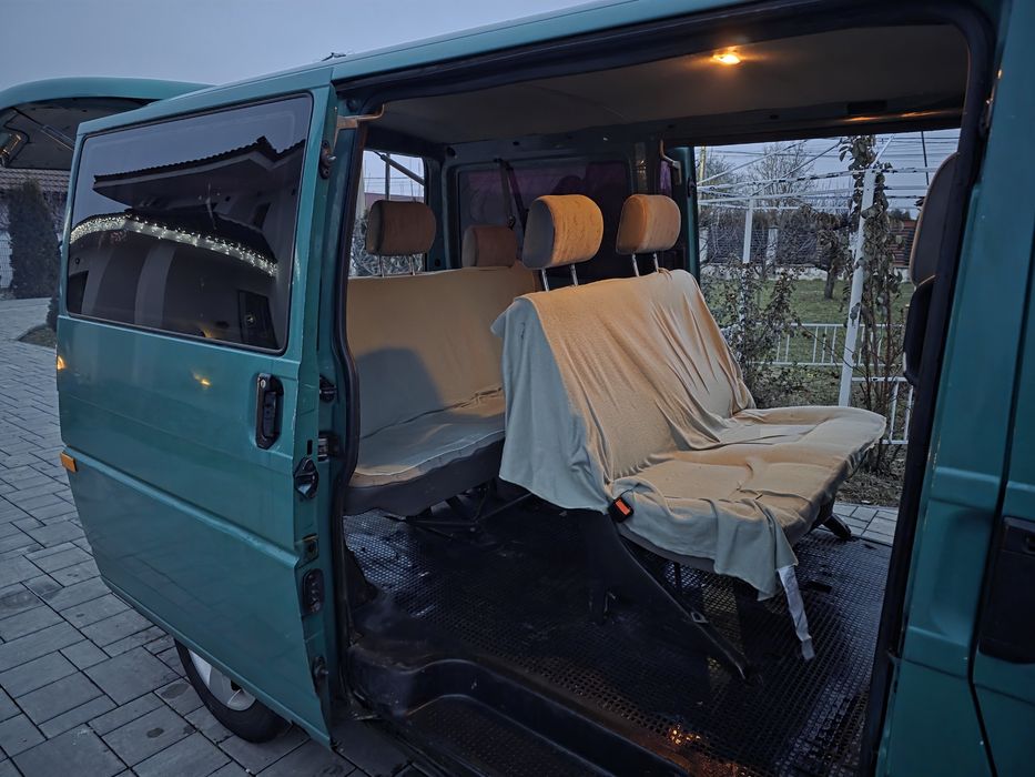 Vand VW T4  7+1 locuri