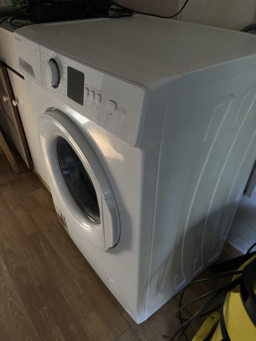 Пералния Crown - в гаранция, използвана няколко пъти.