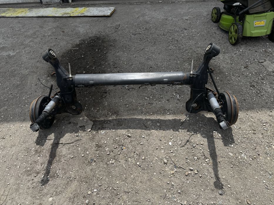 Заден мост Пежо 207 sw