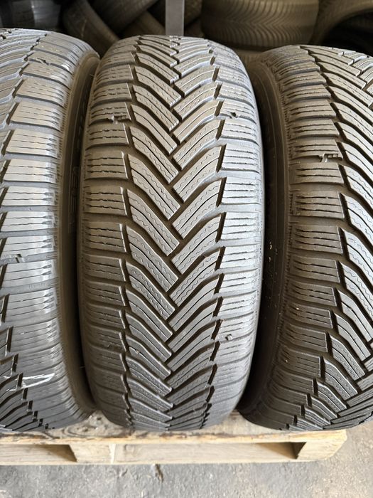 4 anvelope iarna 215/60/17 Michelin 6.5-6.8 mm!