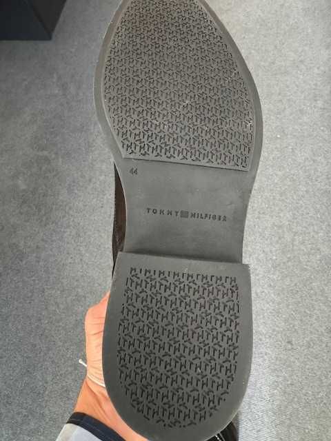 НОВИ обувки естествена кожа Tommy Hilfiger 44