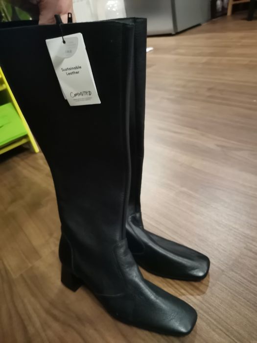 Кожени ботуши Mango!