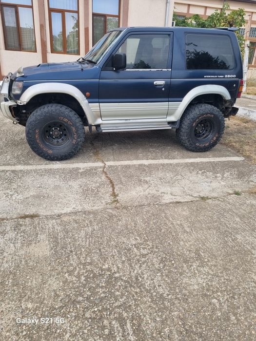 MITSUBISHI Pajero 1994 — imagine 3
