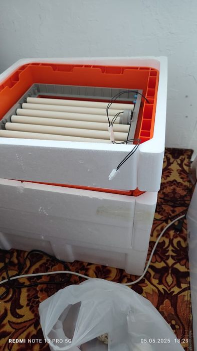 Продам инкубатор новый