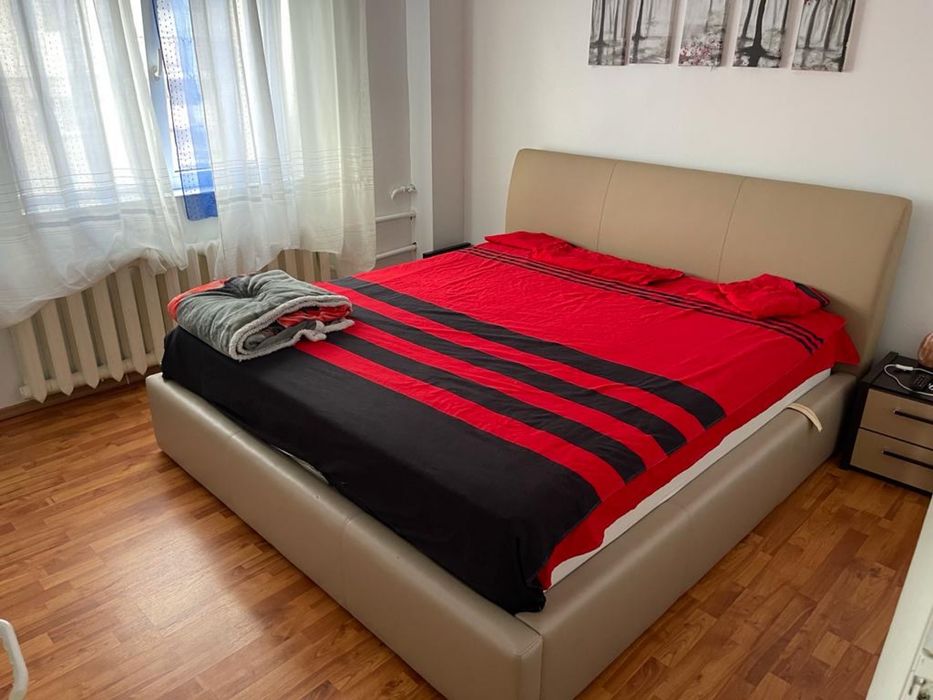 Inchiriez apartament 3 camere