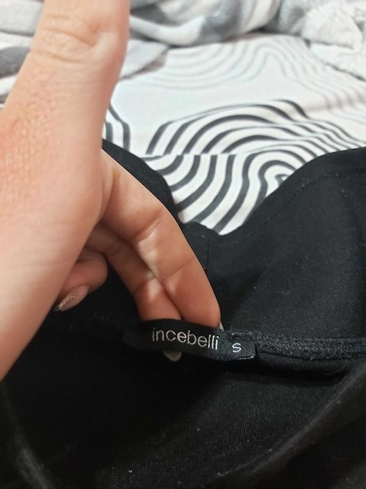 Черен плътен клин XS