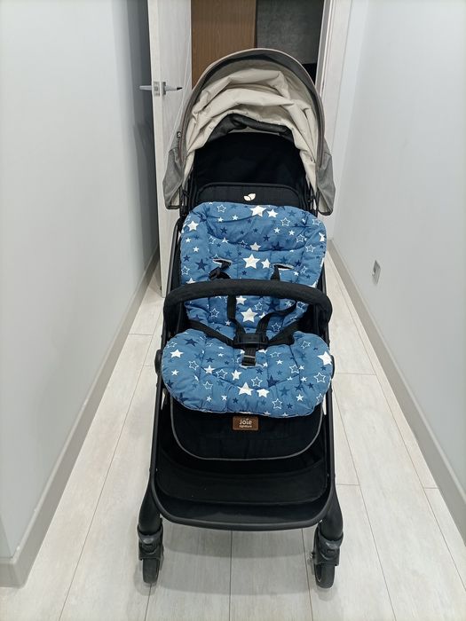 Продам детскую коляску Jolle