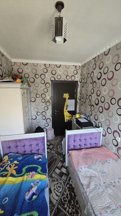 Yangi Hayot tumani 3A 23a-11  3 xonali uy sotiladi