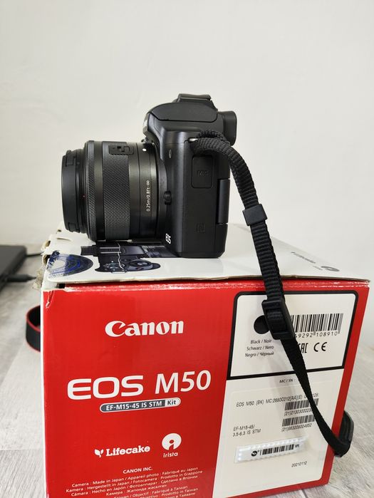 Canon M50 Фотоаппарат