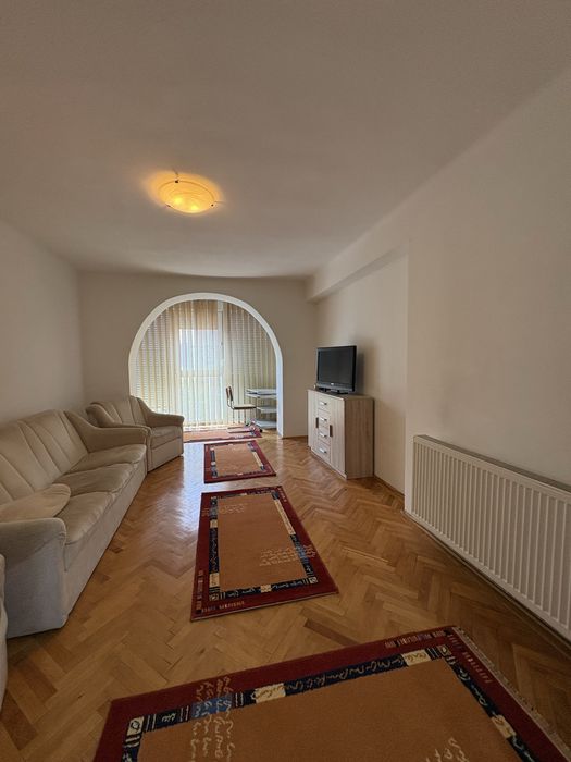 Apartament 2 camere zona Piata M.Viteazul