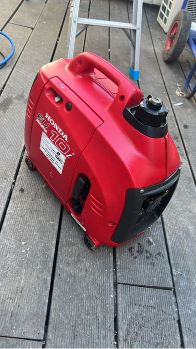 Honda generatoare