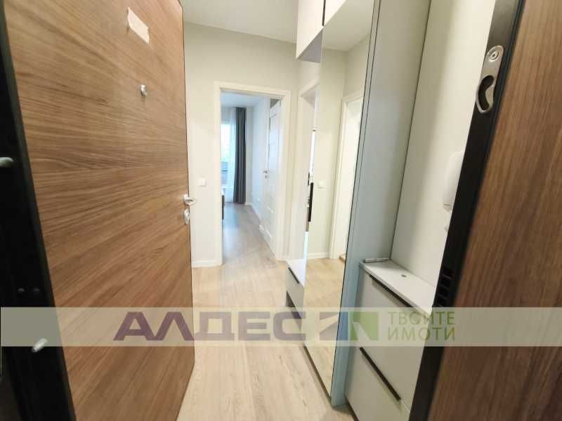 Обзаведен двустаен с паркомясто в Студентски Град!