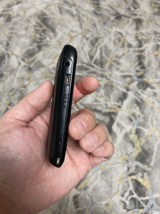 Black berry 9700 bold