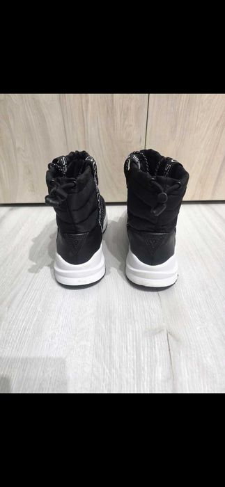 Guess Winter Puffy Ankle Boots