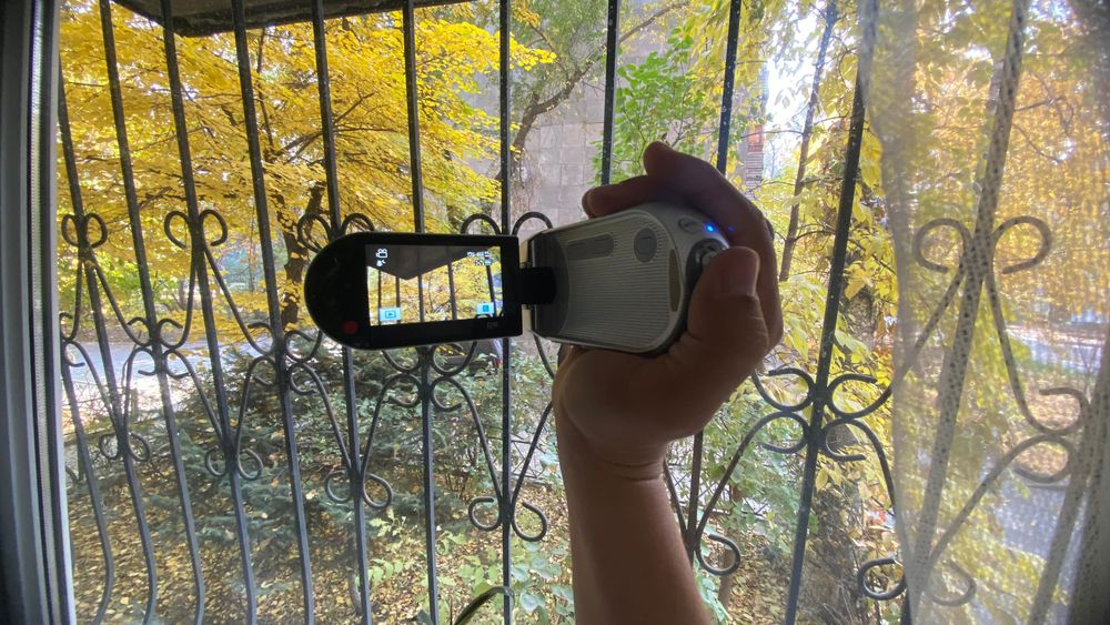 Видеокамера samsung hd 1920x1080 R 10, б/у