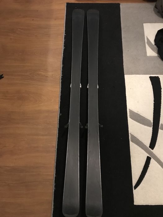 Schiuri Atomic 160 cm Rossignol 170 cm