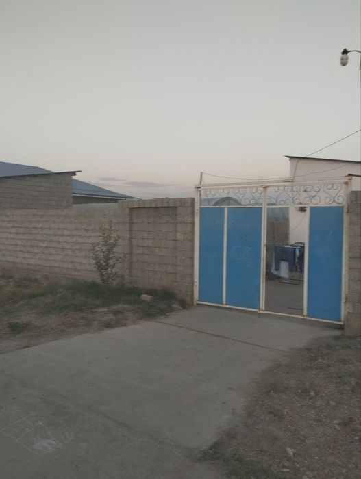 Уй сотилади теплицаси билан