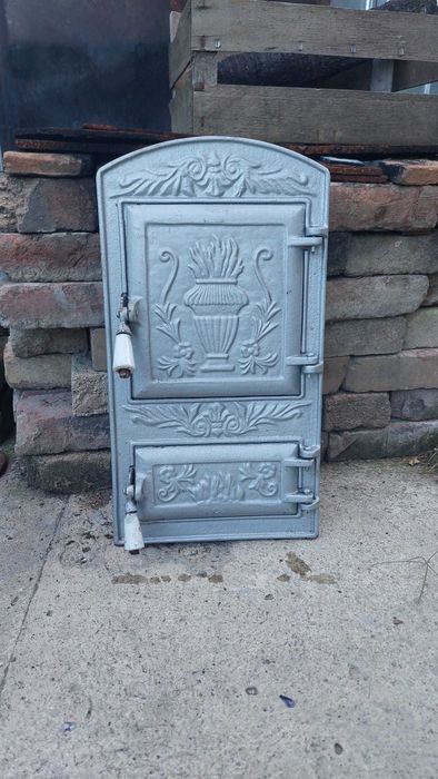 usă pentru sobă- 150 lei bucata, ultimele 2 buc