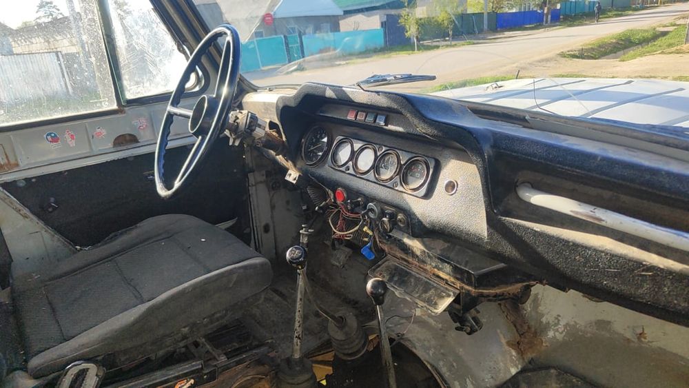 Уаз  хантер 2001