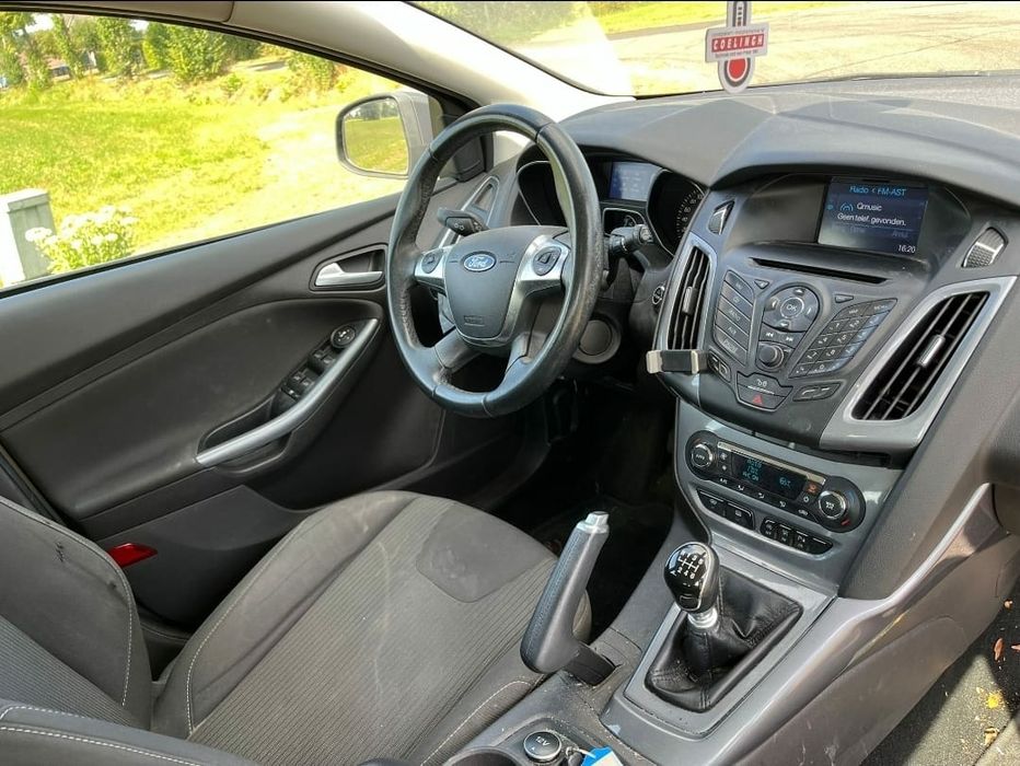 Ford Focus 1.6 Dci 105 cp Euro 5Titanium 2013.06  Led-Navi-Jante R16