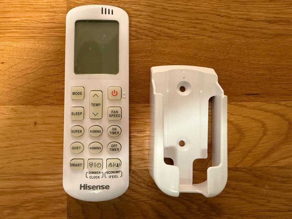 Telecomandă AC Hisense DG11R2-01 noua cu suport