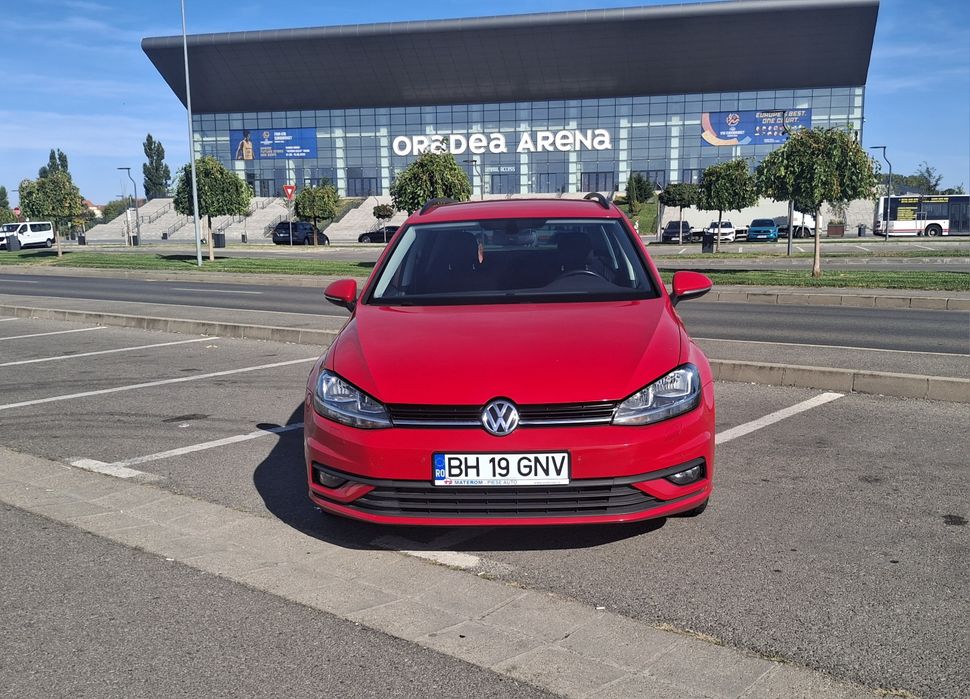 VOLKSWAGEN Golf 2019 — imagine 1