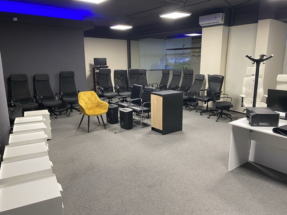 Mobilier și echipamente de birou – Birouri IKEA, Scaune Markus, Rollbox-uri, Distrugător documente