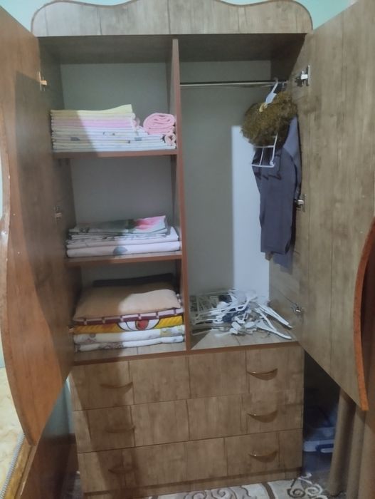 Detski kravat bilan shkaf xolati alo karavat ishlatilmagan