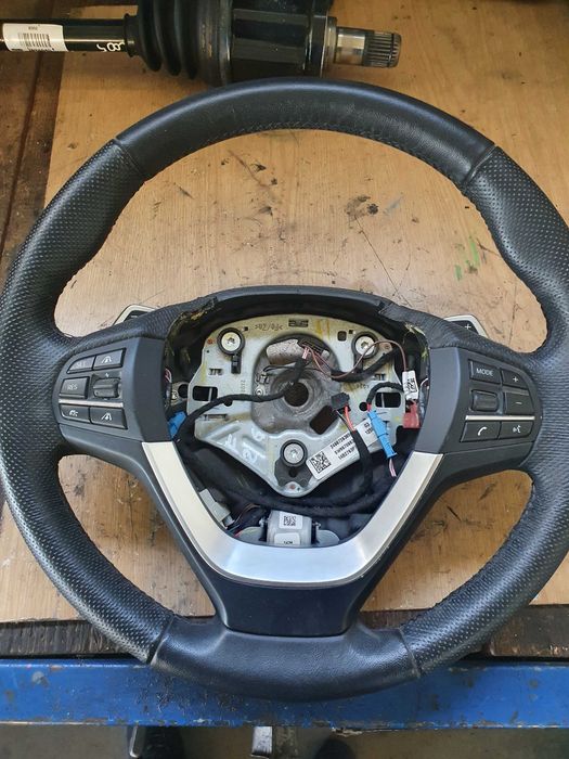 Volan sport cu vibratii,padele,asistenta banda bmw x3 f25,x4 f26