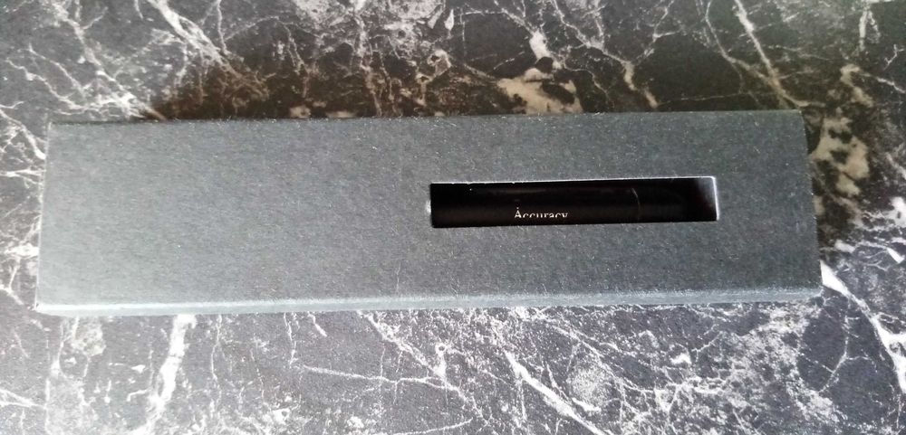 Pix metalic Accuracy nou