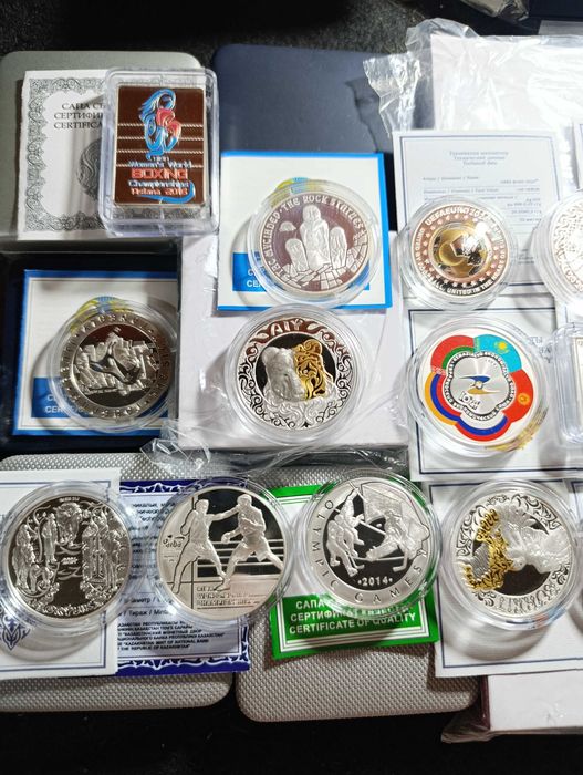 Продам монеты казахстан