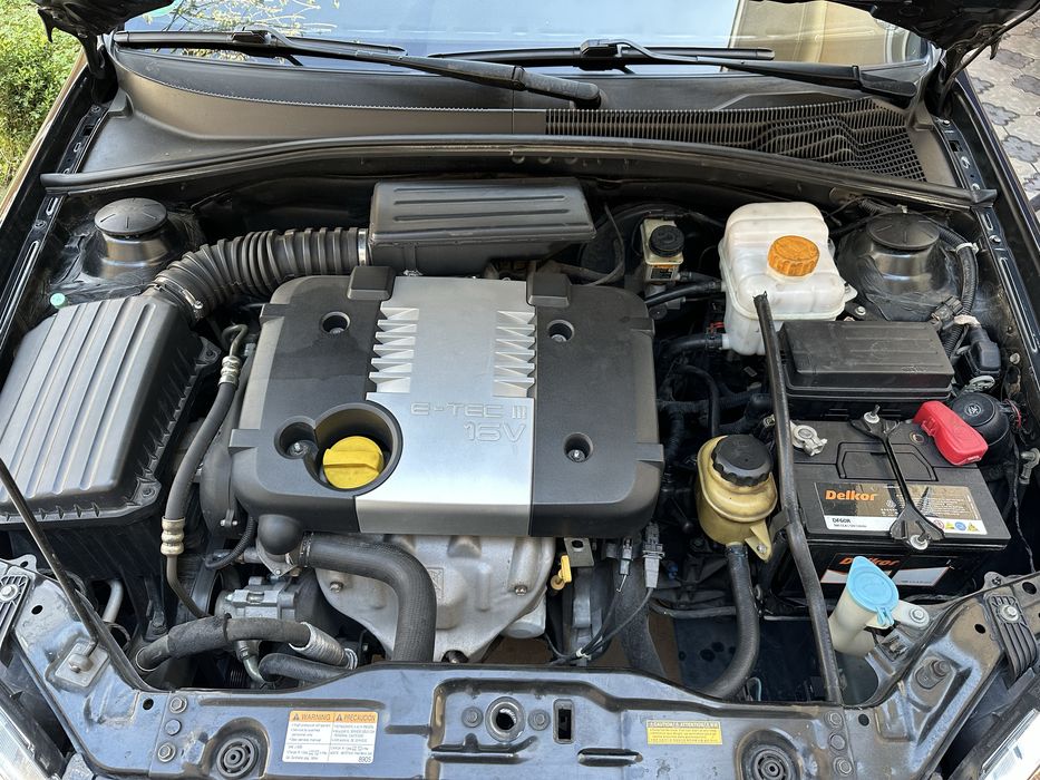 Lasetti 2013 1.8L mexanika Qora rangda srochna sotiladi