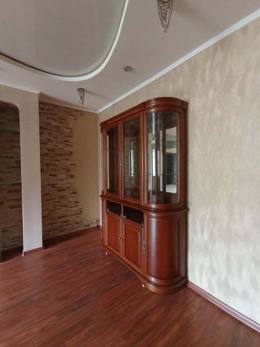 Продам таунхаус рядом с площадью Первого Президента