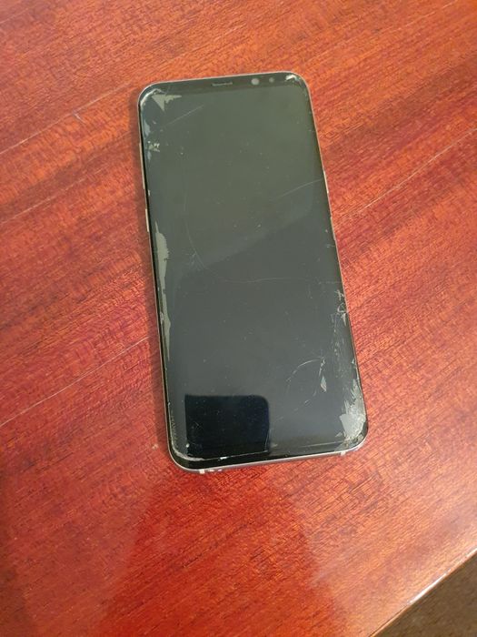 *Samsung S8 Plus*