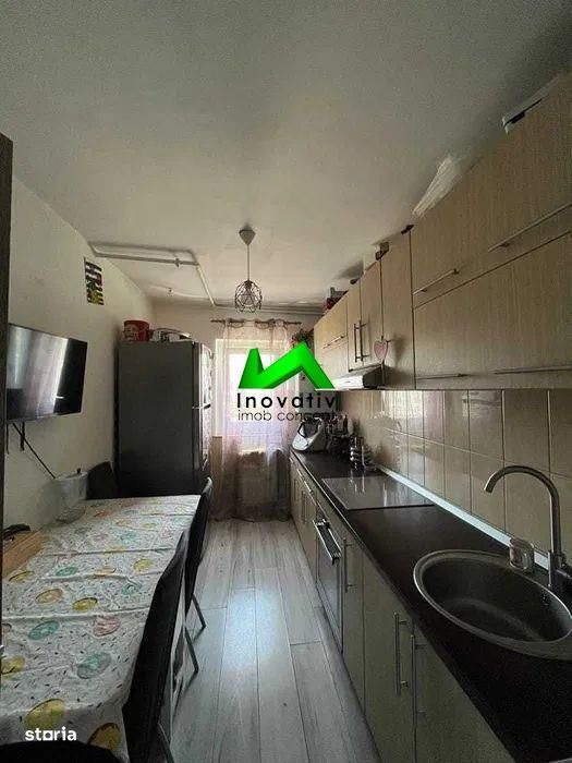 Apartament de inchiriat 3 camere Sibiu Scoala de Inot