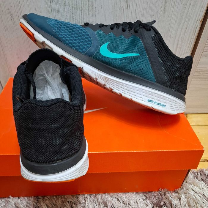 Маратонки найк/nike