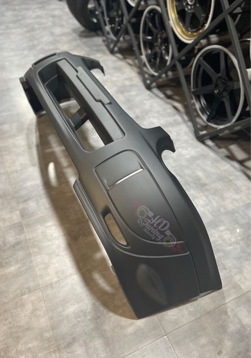Бампер передний STI Subaru Impreza GDB Конь