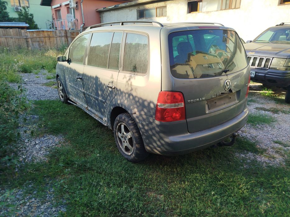Vw tauran 1.9 105 КС на части !