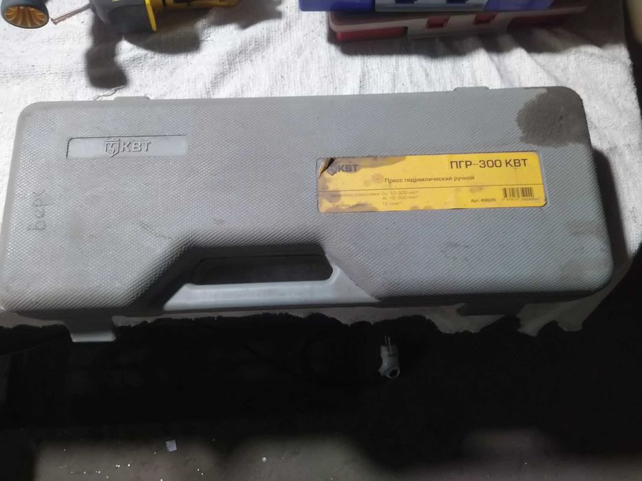 Гидравлический пресс (обжимник) КВТ-300