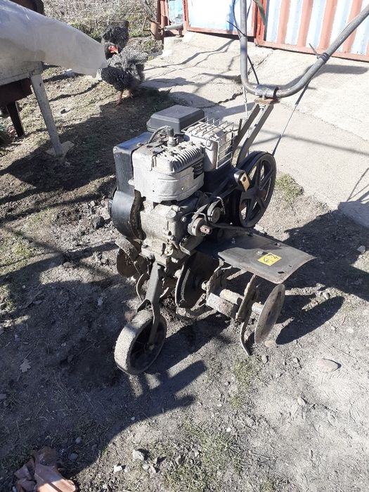 Vând motocultor Ămerican Bridge Stratton