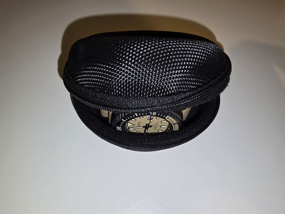 Продам чехол (кейс) для наручных часов