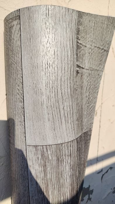 Продам кусок линолеума новый