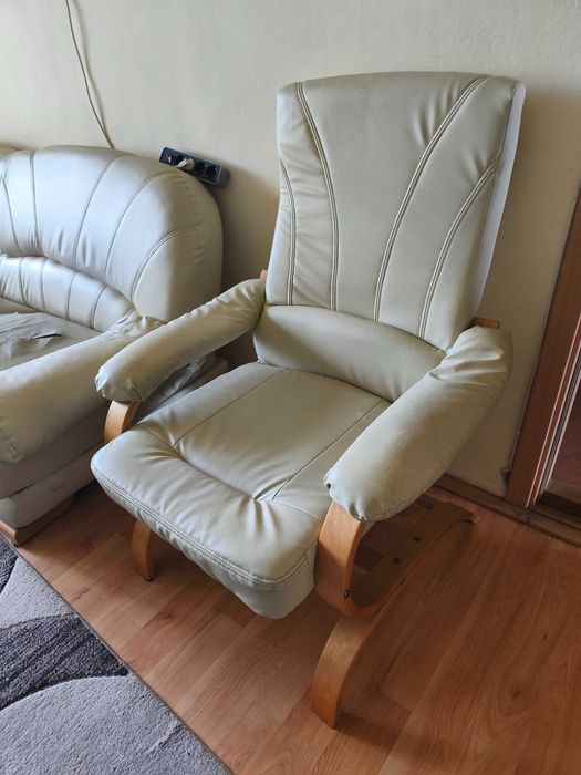 Canapea extensibila si doua fotolii