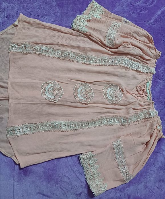 Tricou de damă culoare roz pal