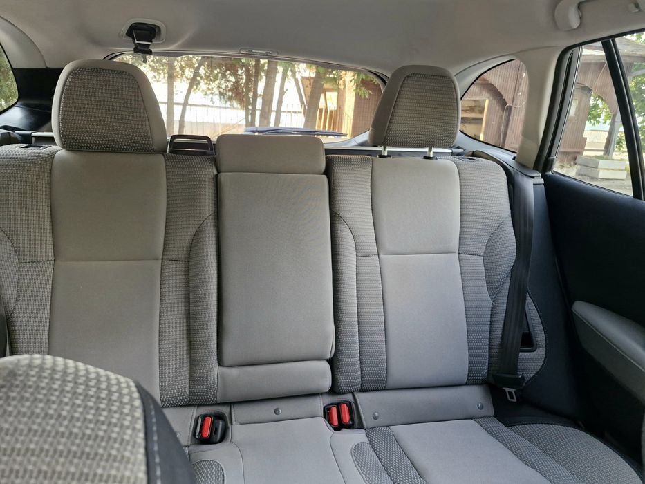 Продавам SUBARU QUTBACK PREMIUM 2.5 кб 182кс бензин 2024г на 25000км