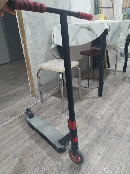 Трюкавой самакат сатылады Жане обмен бар